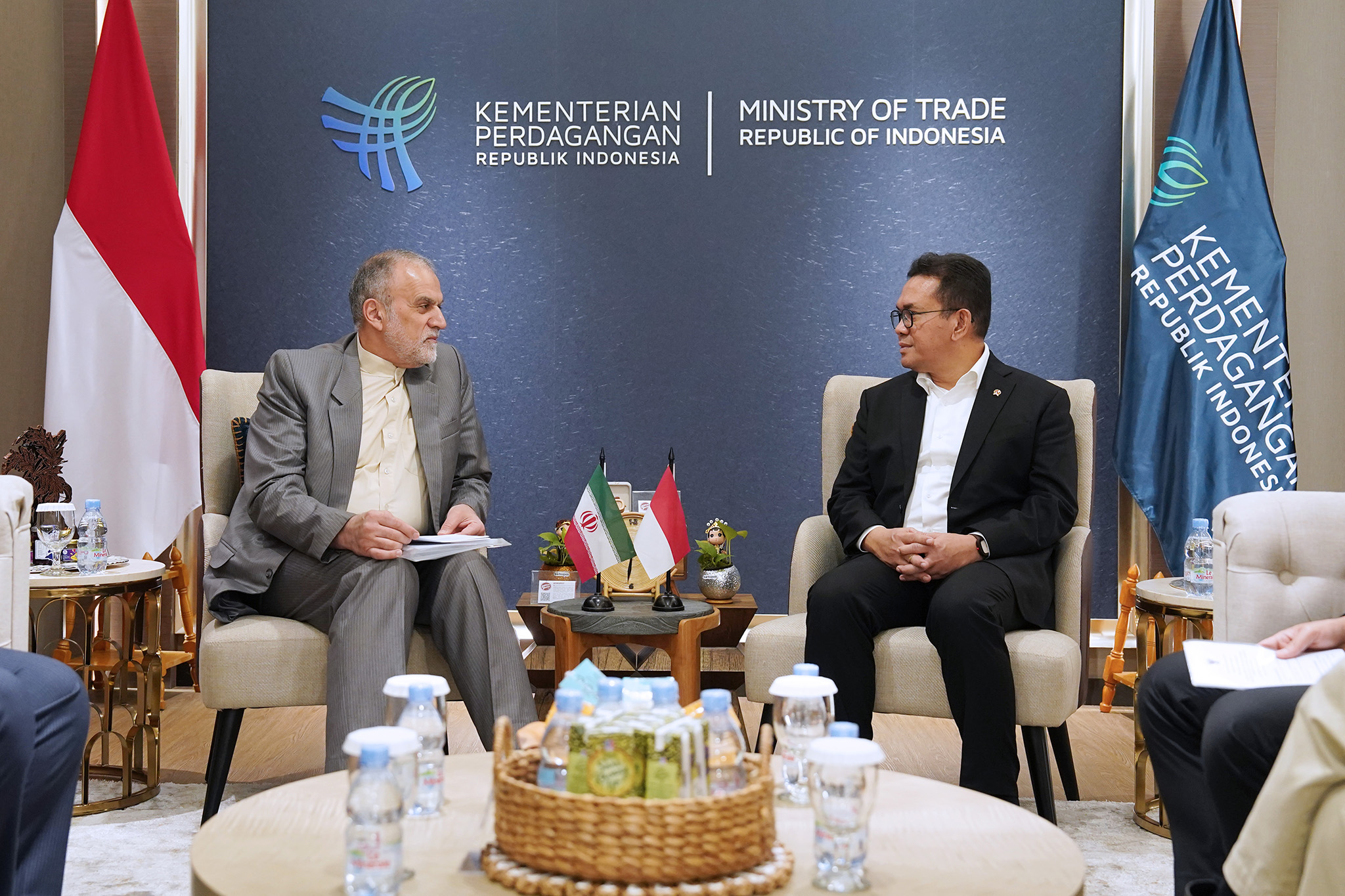 Pertemuan Bilateral Menteri Perdagangan RI dengan Wakil Menteri Luar Negeri untuk Diplomasi Ekonomi Iran
