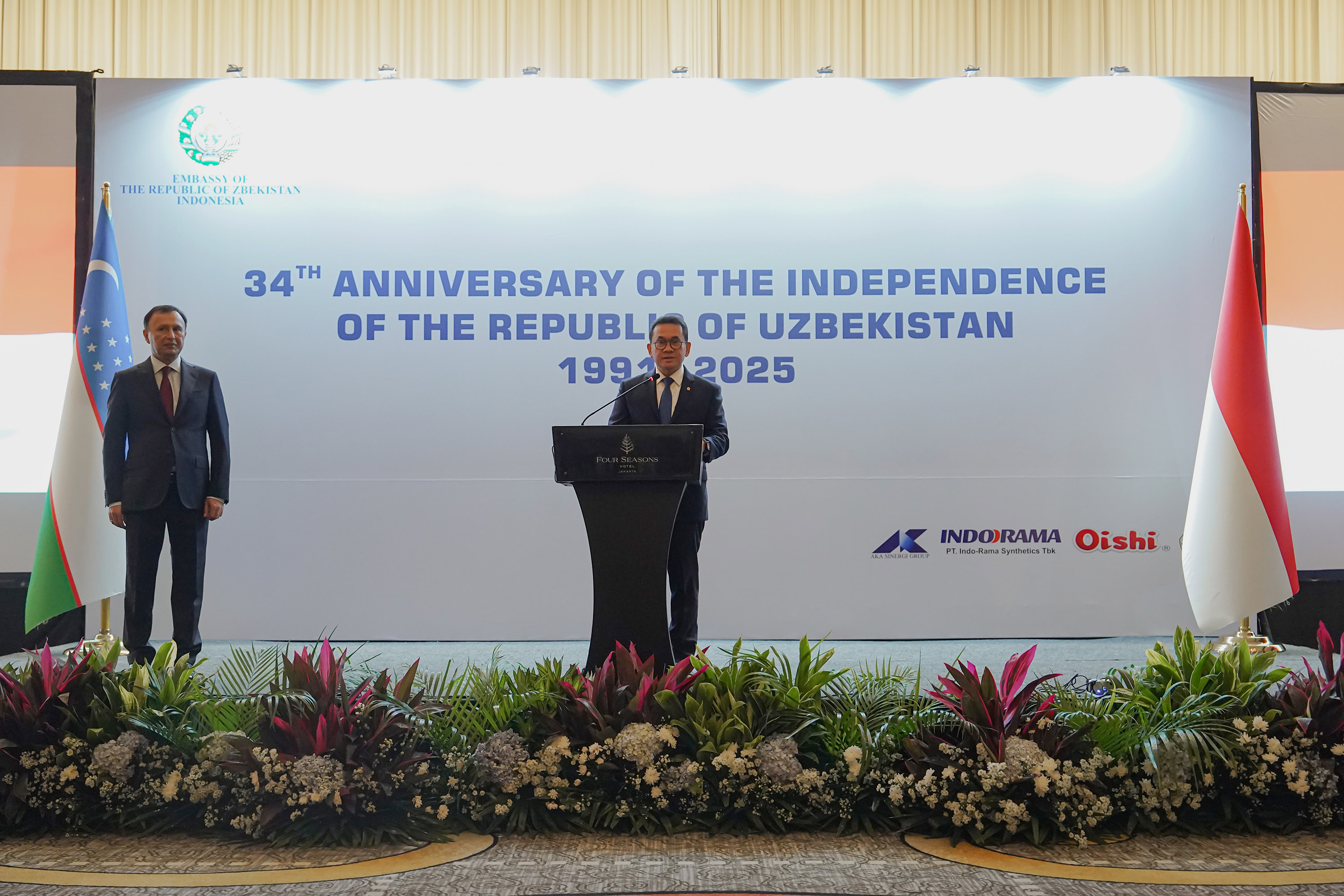 Mendag Hadiri Perayaan Ulang Tahun Kemerdekaan Republik Uzbekistan ke-34