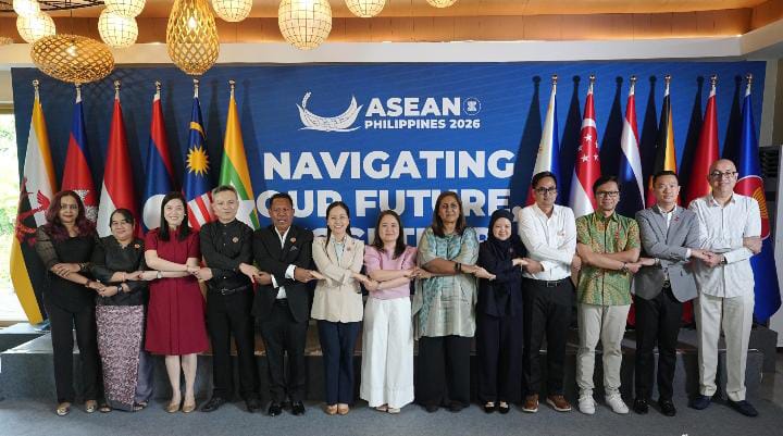 Senior Economic Officials’ Meeting (SEOM) 1/57 di Bohol, Filipina.