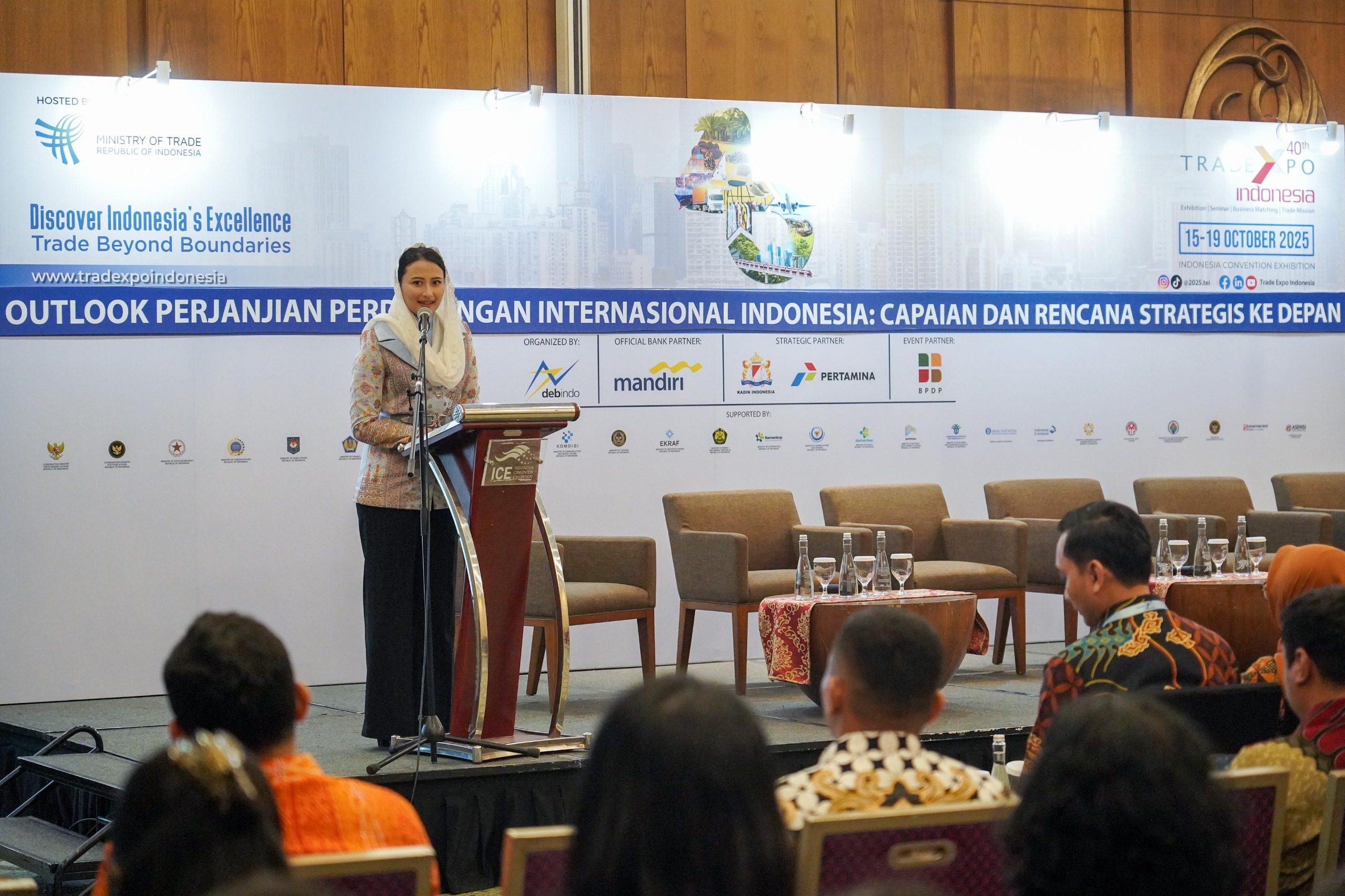Wamendag pada Seminar Outlook Perjanjian Perdagangan Internasional Indonesia